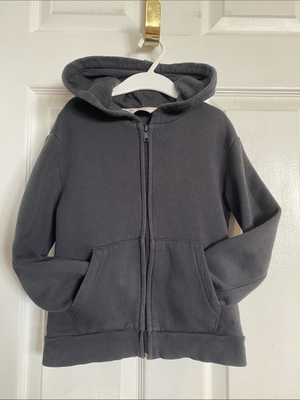 H&M Kids Classic Zip-Up Hoodie - Charcoal Grey - Size 5T/6 (EUC) - Picture 2 of 12